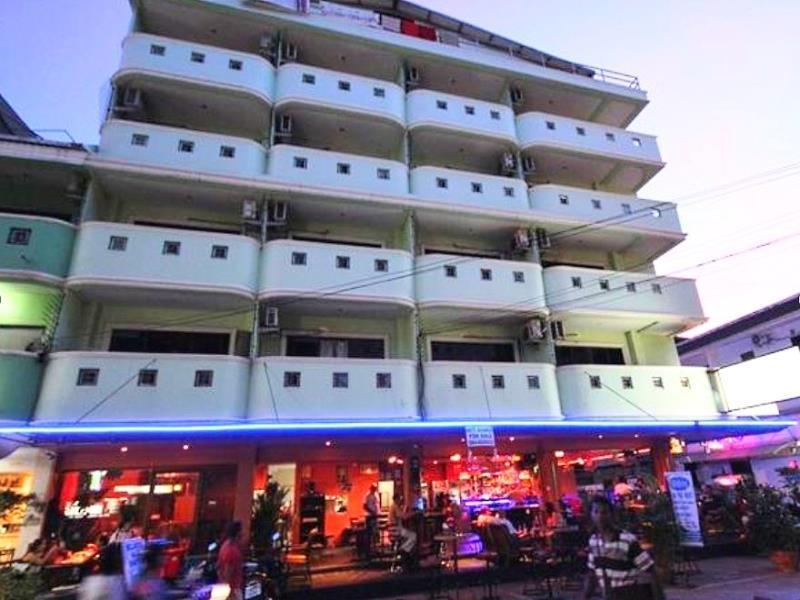 Billabong Hotel Pattaya Exterior photo